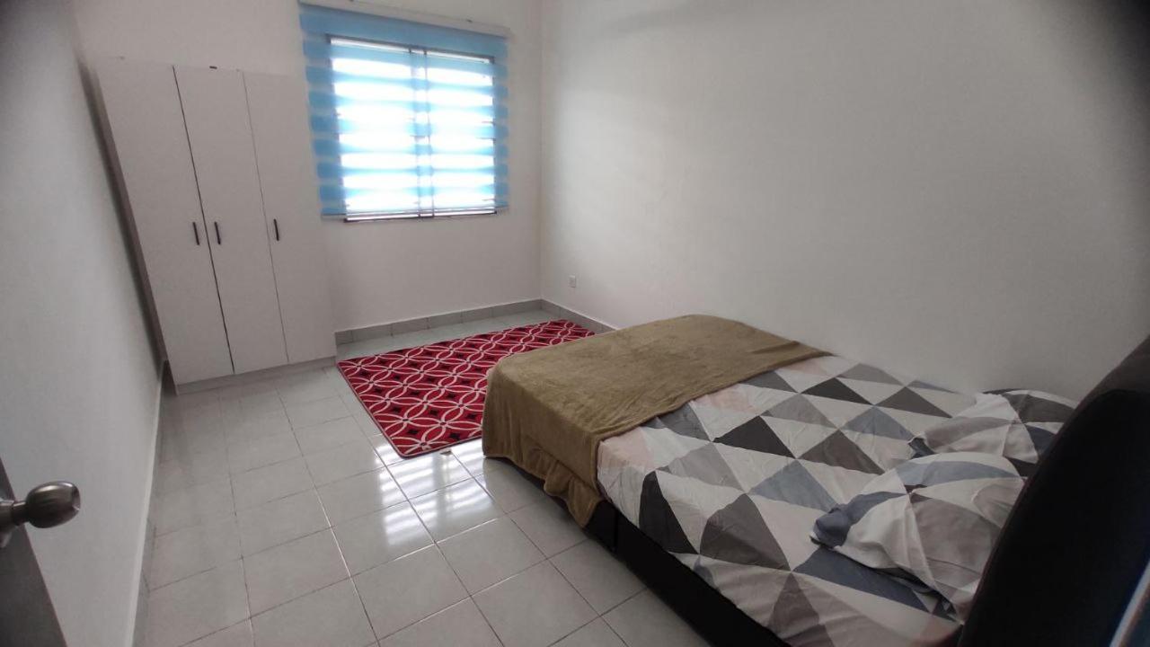Aisya Homestay Bajet Karak Setia 外观 照片